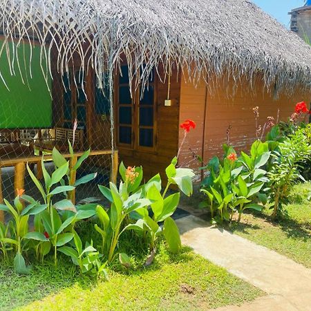 Vitamin Sea Beach Cabana & Hostel Nilaveli Extérieur photo